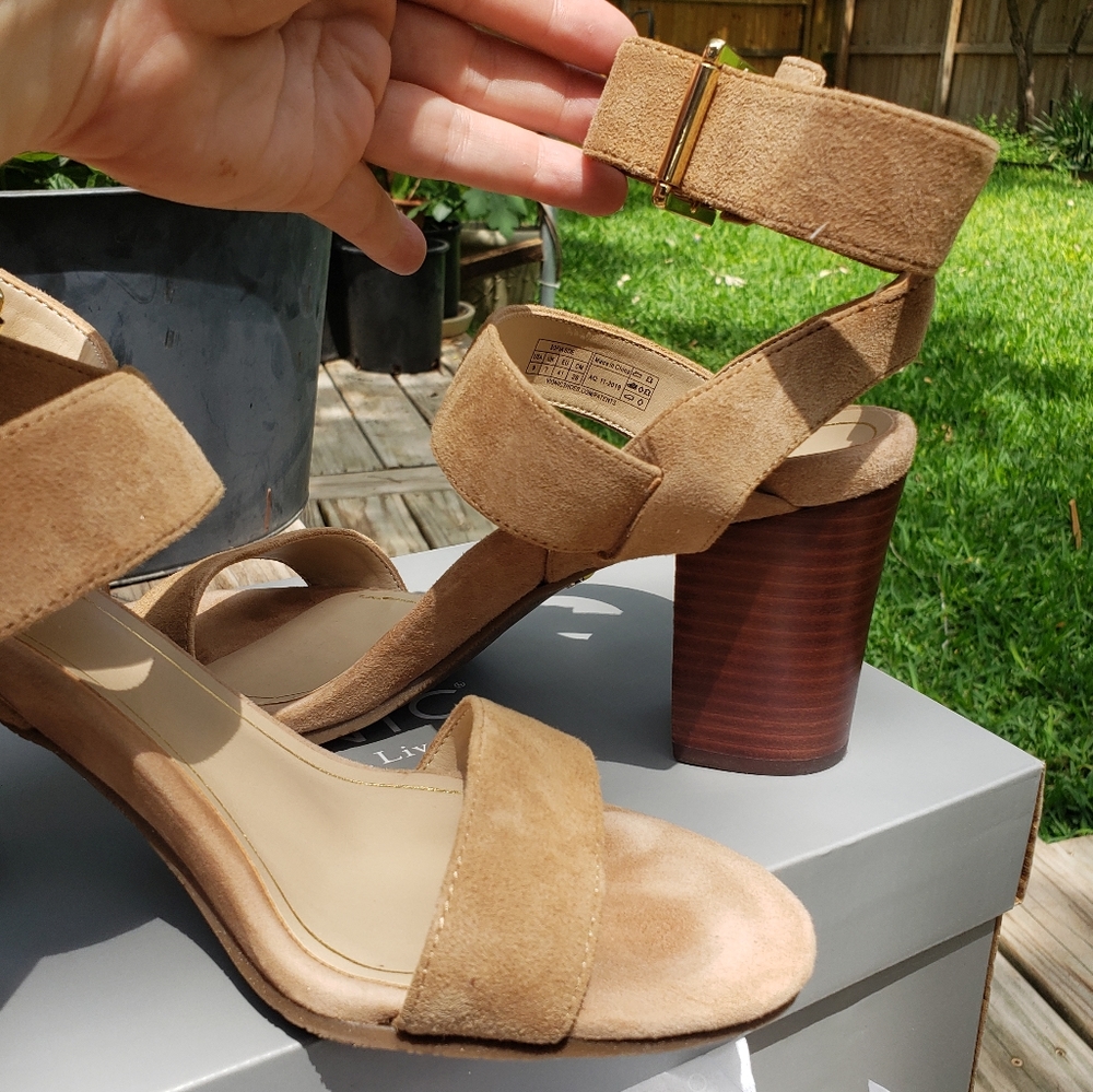Vionic Sofia Women's Suede Sandal size 9